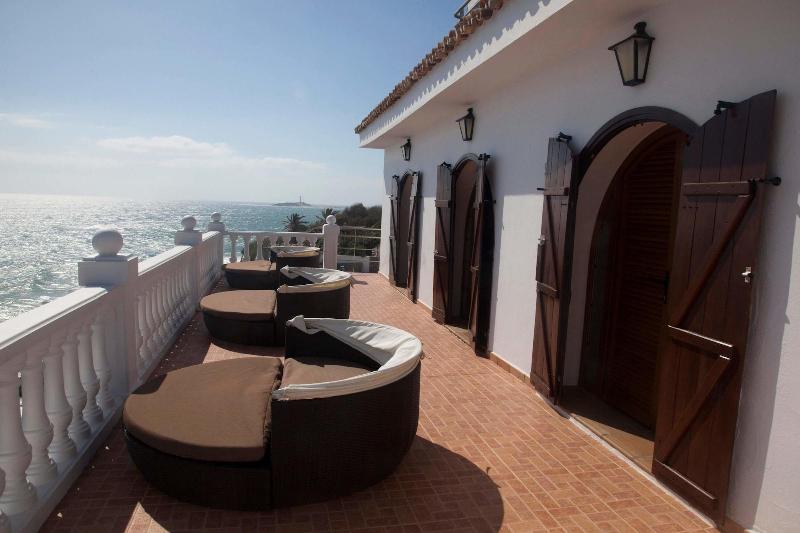 Hostal Mar de Frente image