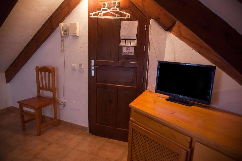 Hostal Mar de Frente image
