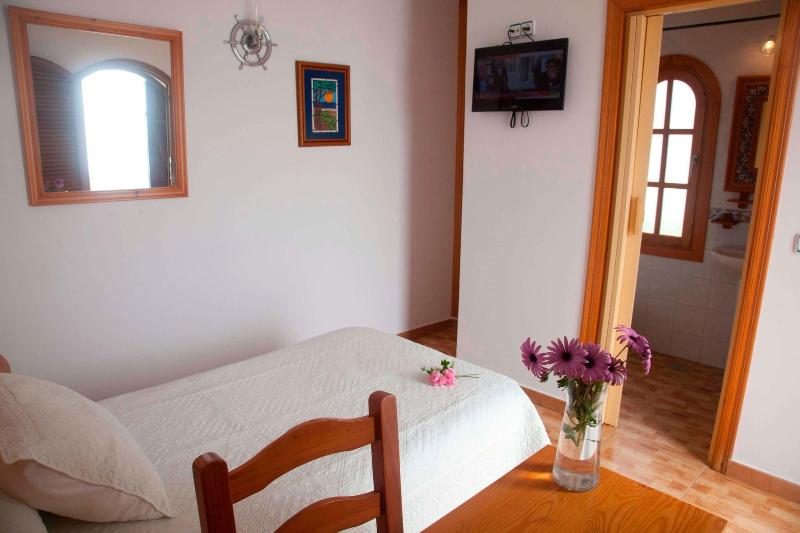 Hostal Mar de Frente image