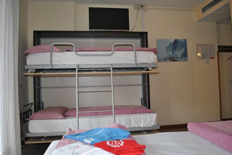 Hotel Roma image