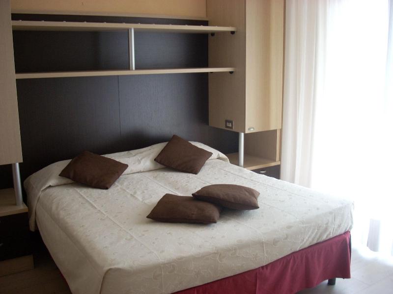 Hotel Roma image