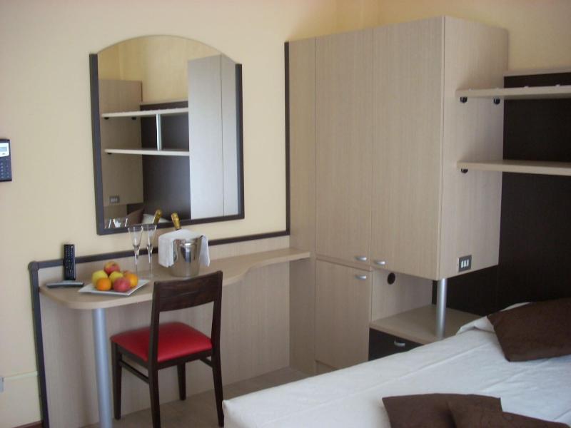 Hotel Roma image