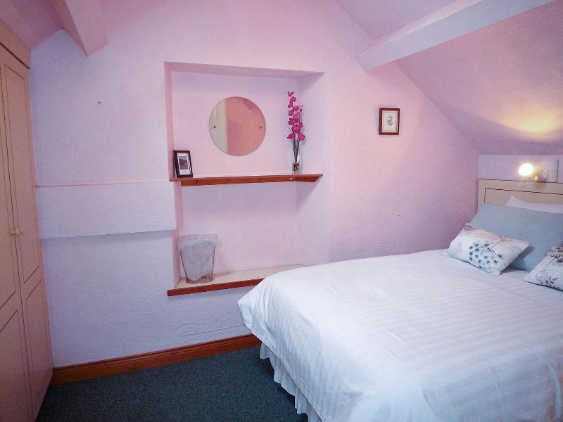 Sheans Holiday Cottage image