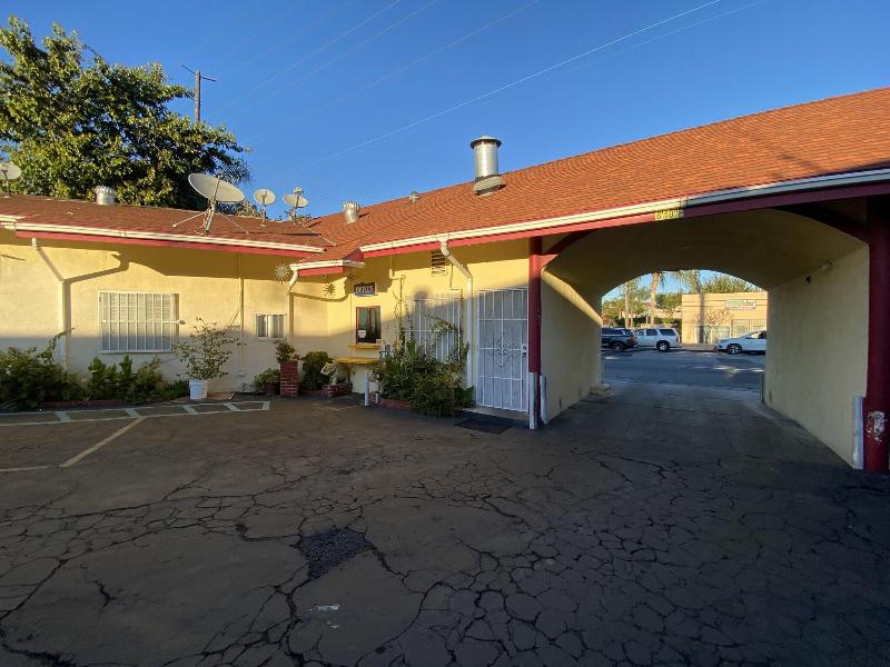 Sands Inn image