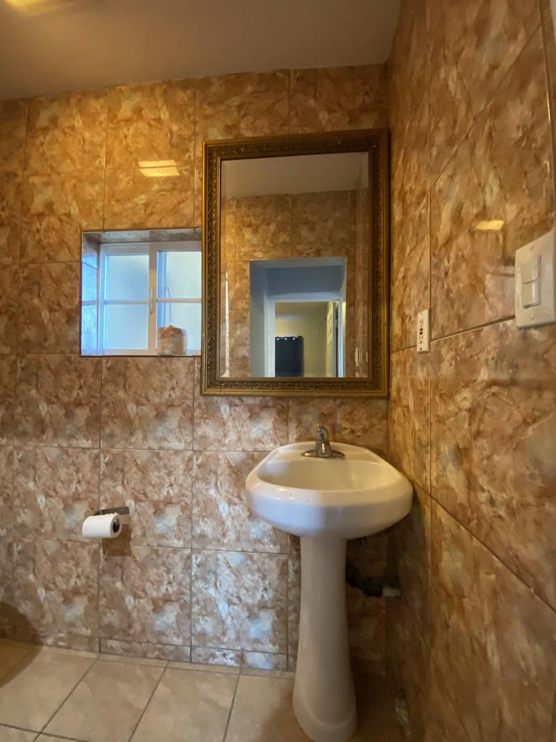 Sands Inn image