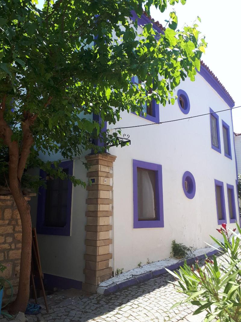Bozcaada Boutique — photo 3