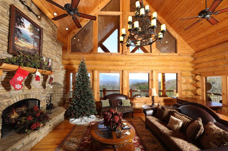 Grampy Camp Lodge at Gatlinburg image