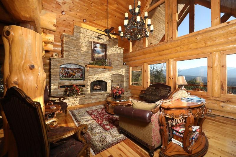 Grampy Camp Lodge at Gatlinburg image