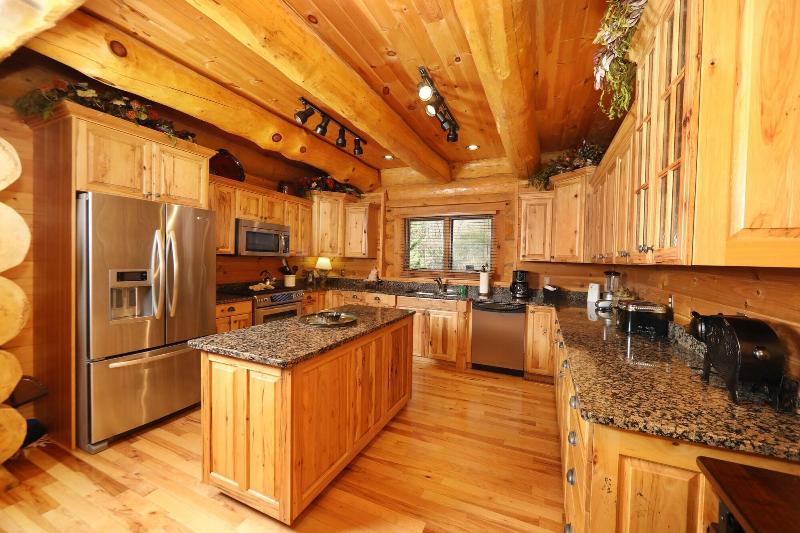 Grampy Camp Lodge at Gatlinburg image