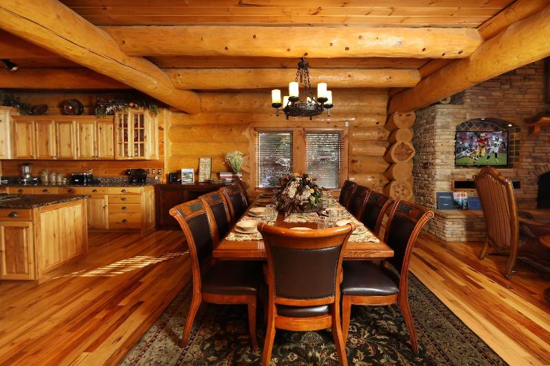 Grampy Camp Lodge at Gatlinburg image