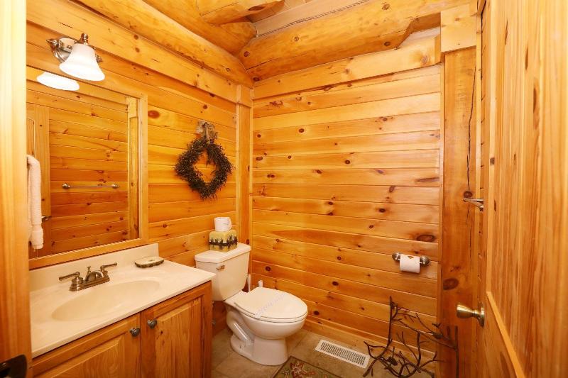 Grampy Camp Lodge at Gatlinburg image