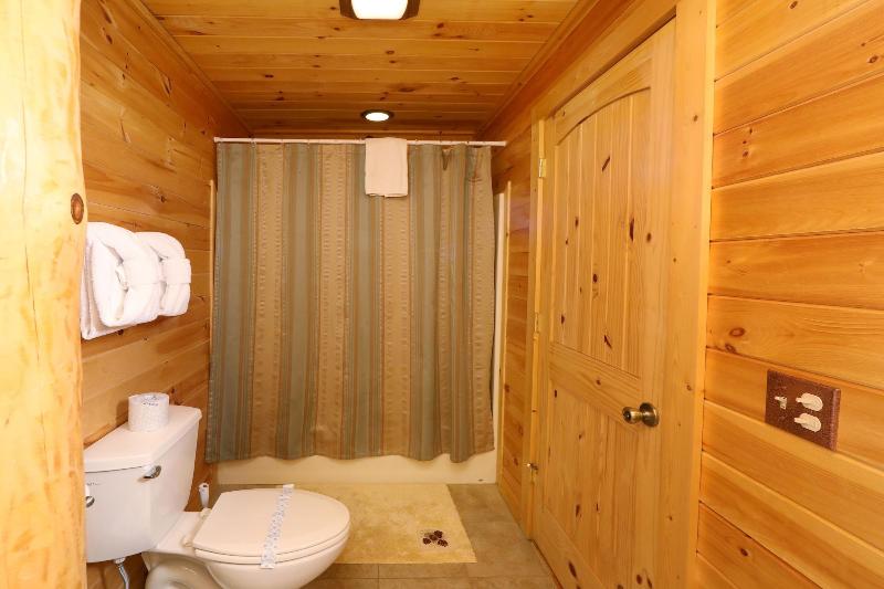 Grampy Camp Lodge at Gatlinburg image
