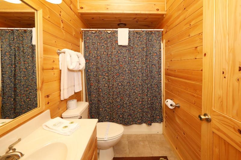 Grampy Camp Lodge at Gatlinburg image