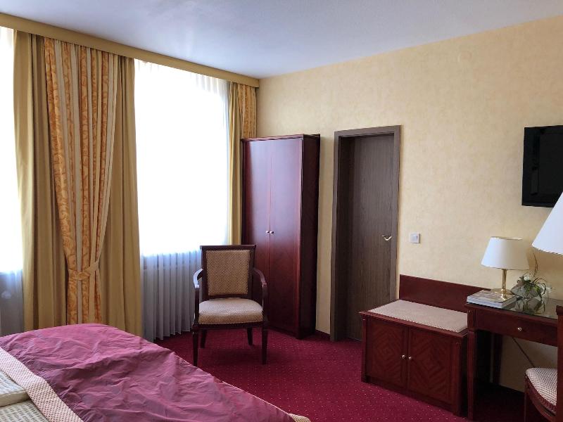 Frischbier's Hotel-Restaurant image