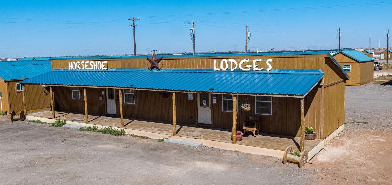 Horseshoe Lodges Cabins & RV Park — exterior view