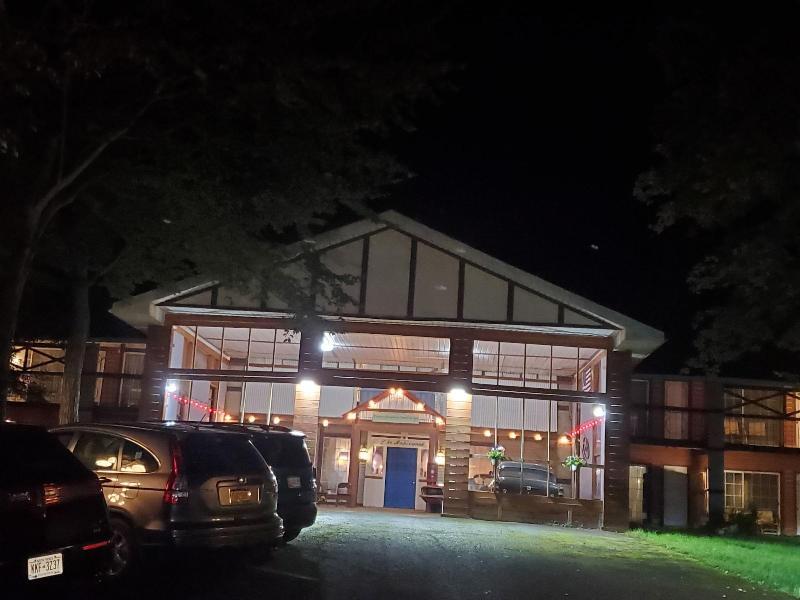 Pocono Mountains Hotel and Spa image