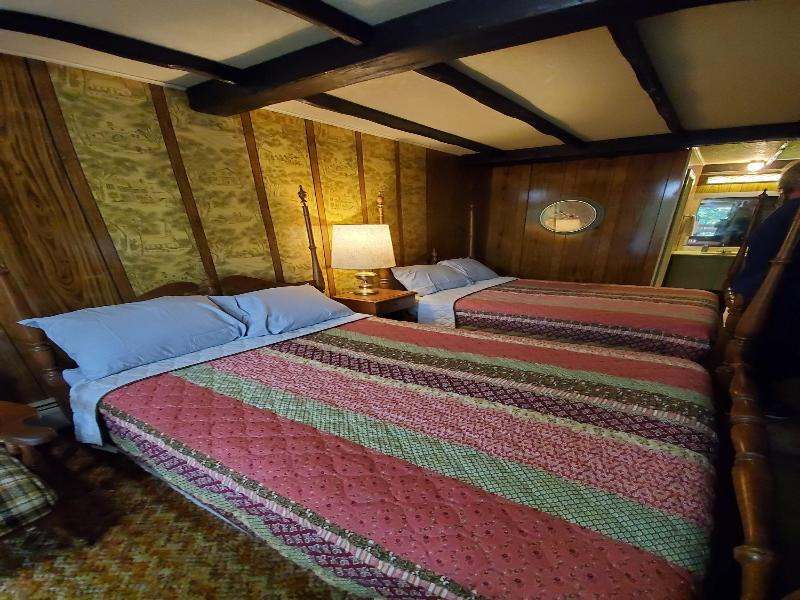 Pocono Mountains Hotel and Spa image