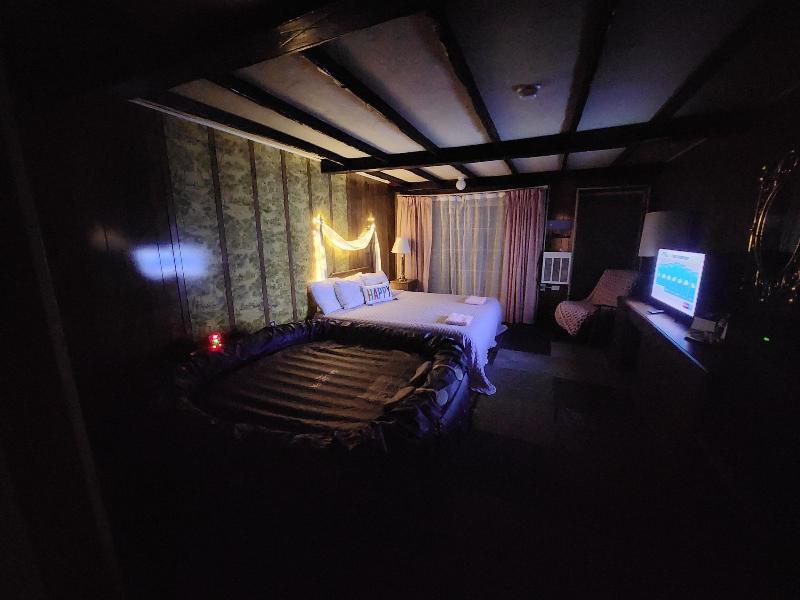 Pocono Mountains Hotel and Spa image