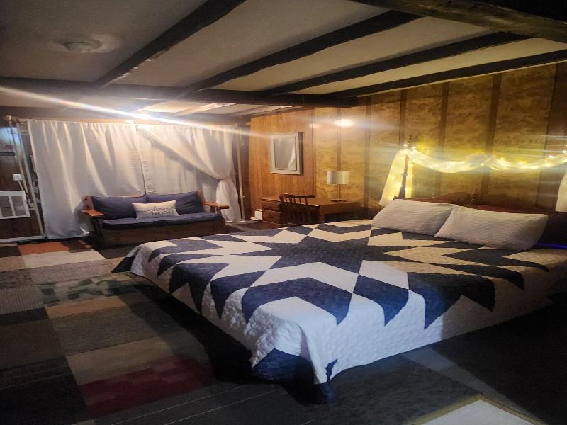 Pocono Mountains Hotel and Spa image