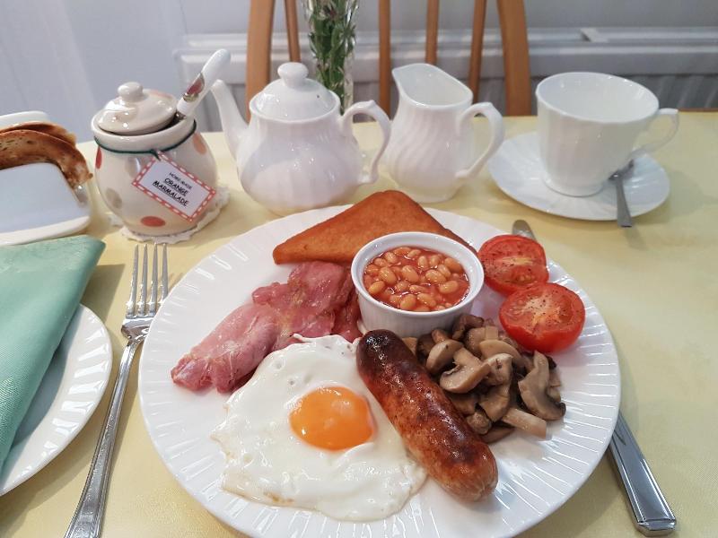 Montrose Guest House image