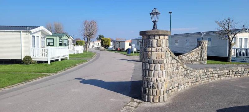 Cosy Caravan Close to the Beach in North Wales, UK image