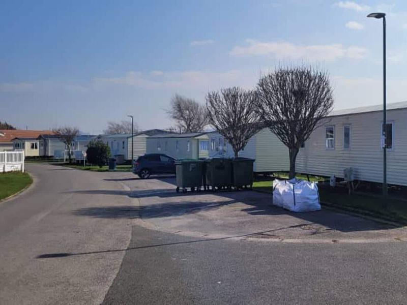 Cosy Caravan Close to the Beach in North Wales, UK image