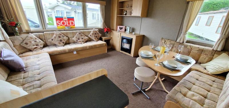 Cosy Caravan Close to the Beach in North Wales, UK image