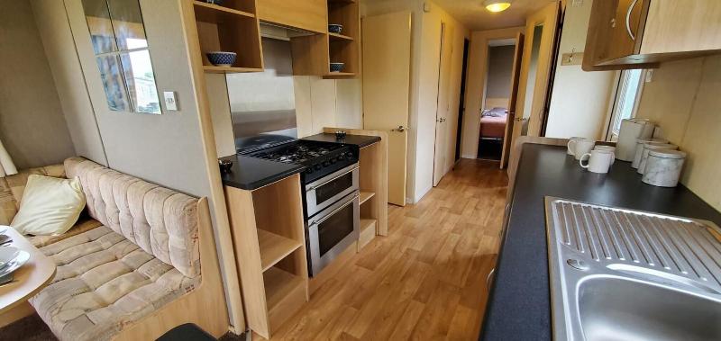Cosy Caravan Close to the Beach in North Wales, UK image