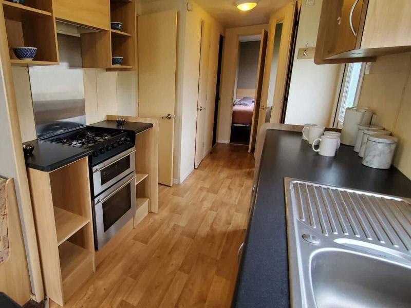 Cosy Caravan Close to the Beach in North Wales, UK image