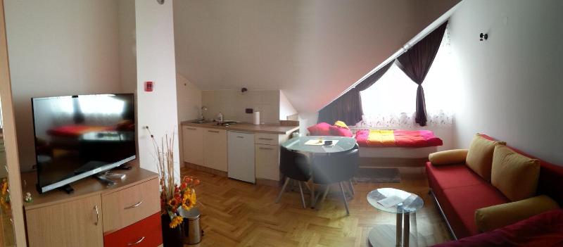 Studio Apartments Korosteljev image