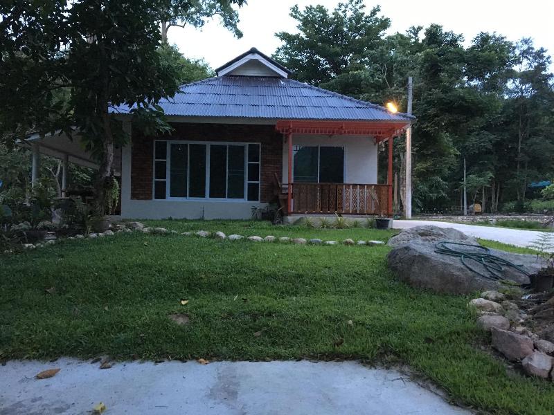 Lundaresort & Orchid image