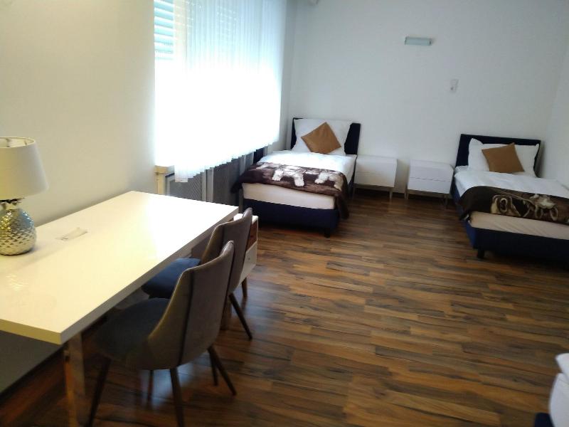 Hotel Zentrum image