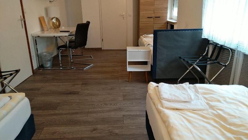 Hotel Zentrum image