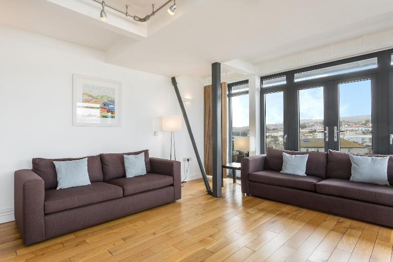 Riviera Apartments image