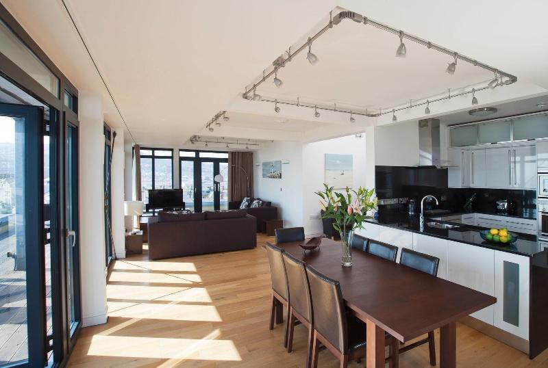 Riviera Apartments image