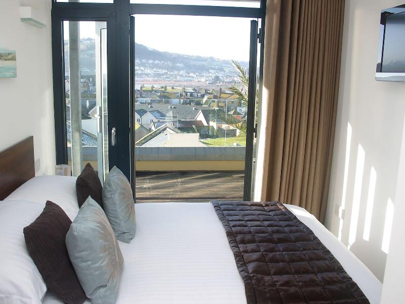 Riviera Apartments image