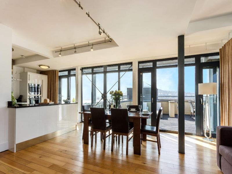 Riviera Apartments image