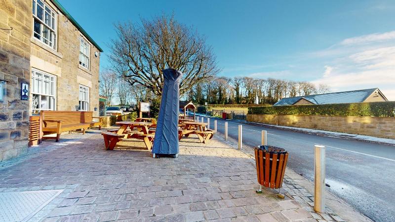 Devonshire Arms image