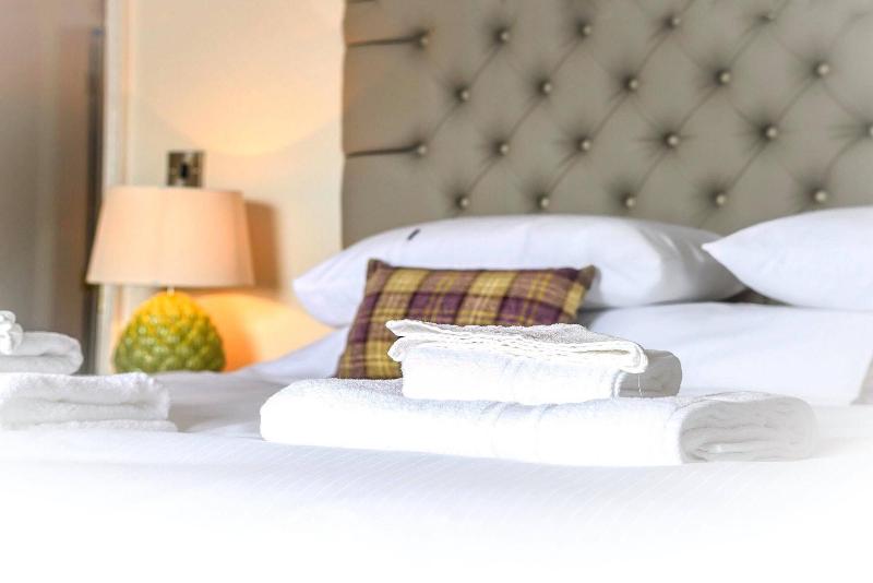 Devonshire Arms image