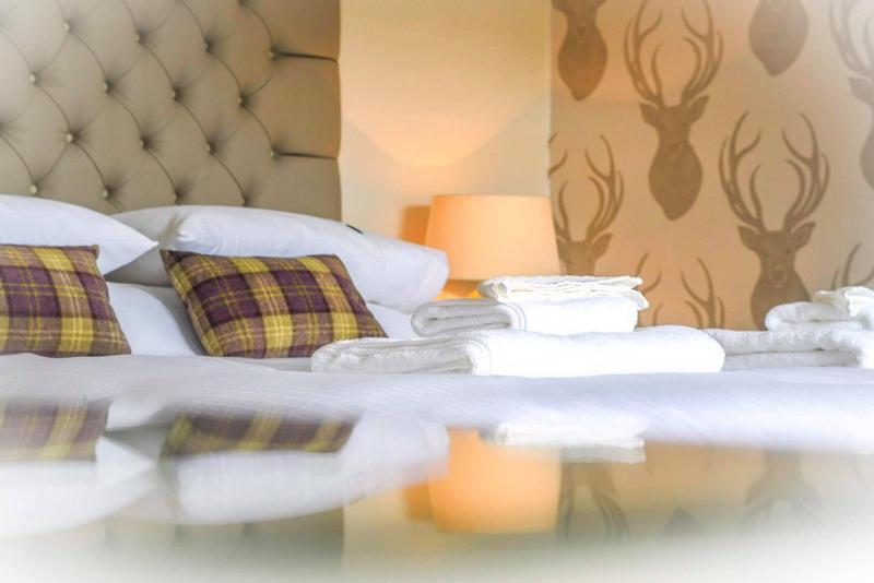 Devonshire Arms image