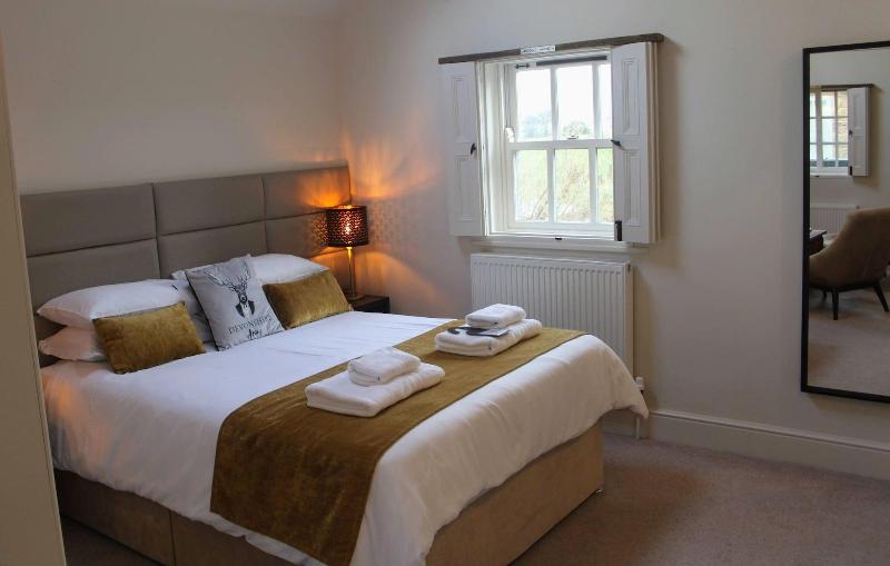 Devonshire Arms image