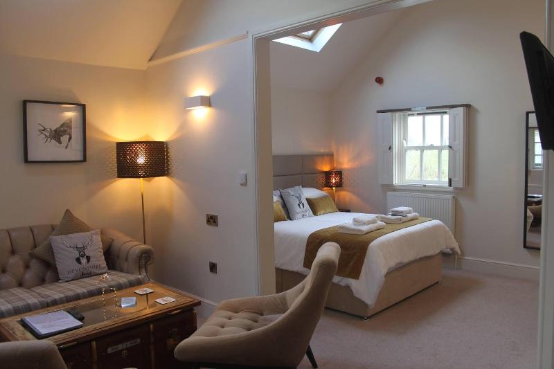 Devonshire Arms image