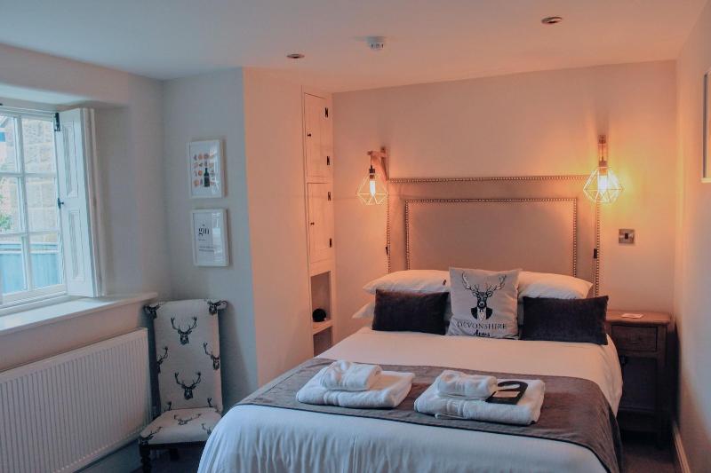 Devonshire Arms image