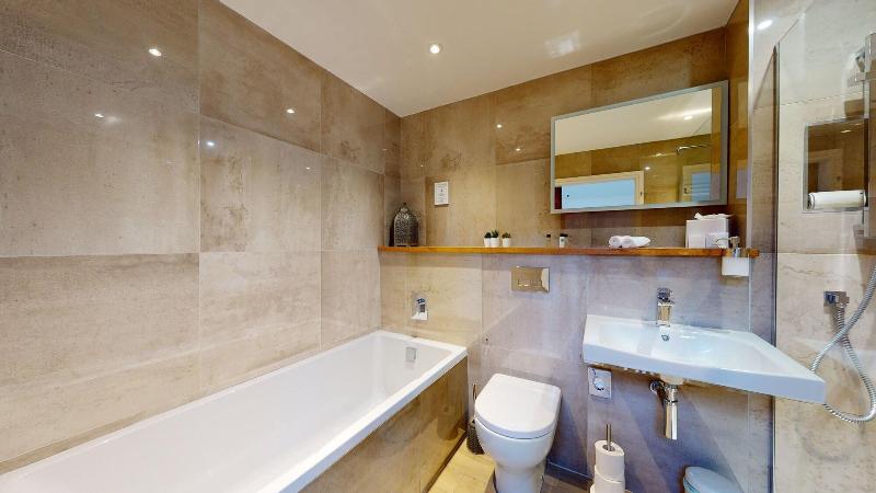 Devonshire Arms image