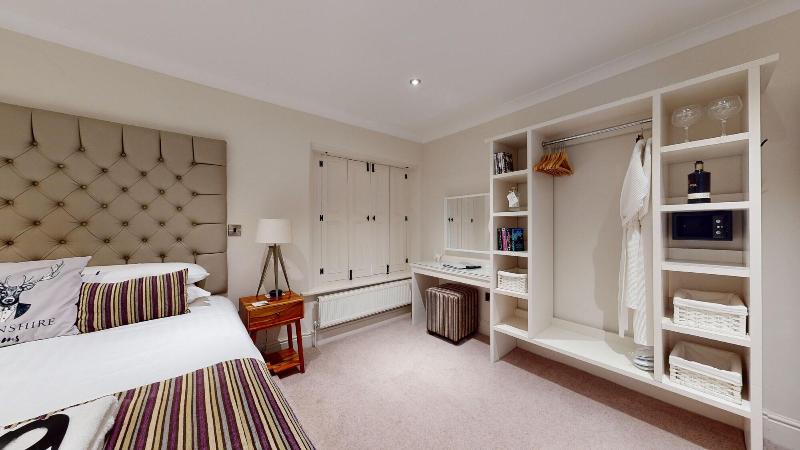Devonshire Arms image