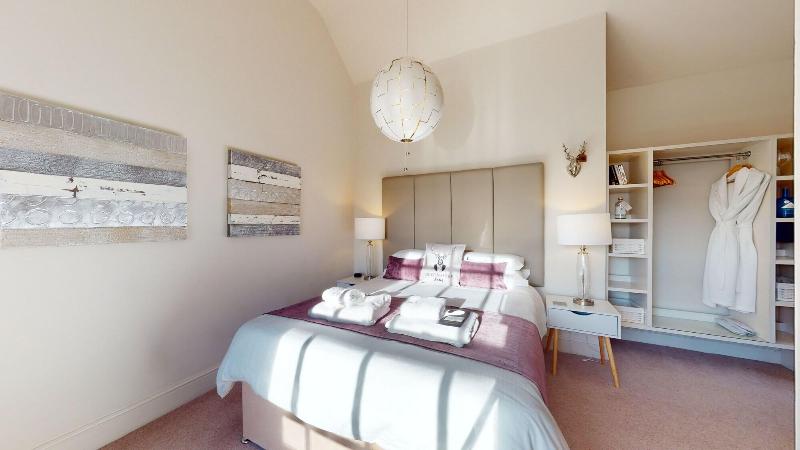 Devonshire Arms image