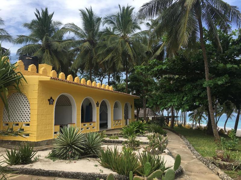 The Coconut Beach Boutique Lodge & Spa image