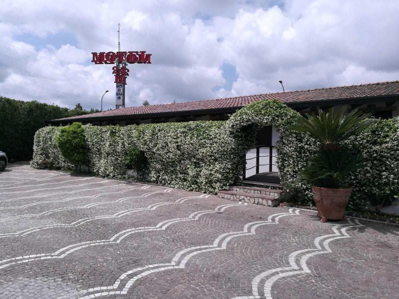 Motel 24h image