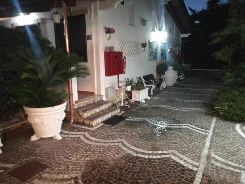 Motel 24h image