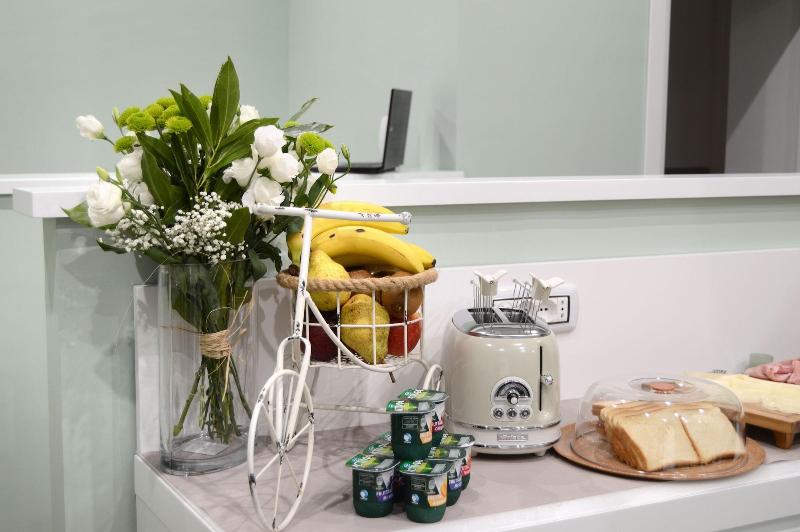 Napoliseason Rooms and Breakfast image